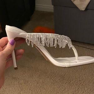 Fringe beaded heeled flip flop, square toe. White and white and silver beads